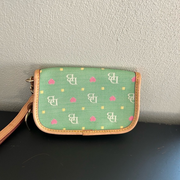 Dooney & Bourke Mint Green Canvas Monogram Vintage Wristlet Clutch - Picture 5 of 10